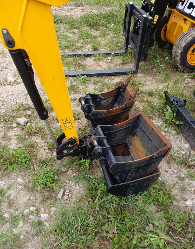 JCB 19C-1 - Гусеничний екскаватор: фото 3 JCB 19C-1 - Гусеничний екскаватор: фото 3