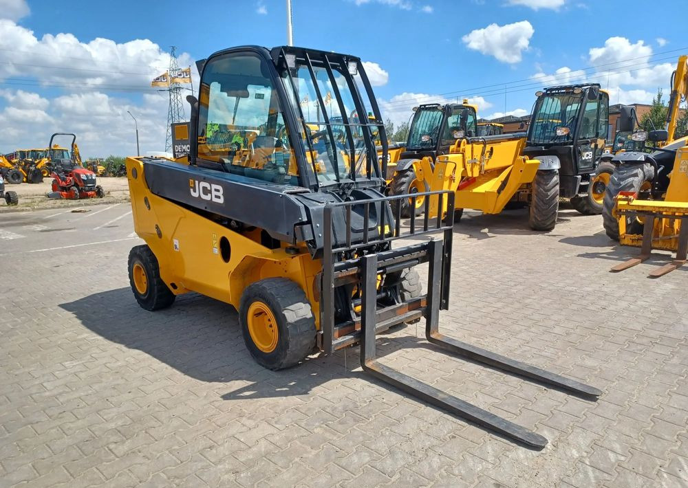 JCB TLT 35-26D - Навантажувач телескопічний, Навантажувач вилковий: фото 2 JCB TLT 35-26D - Навантажувач телескопічний, Навантажувач вилковий: фото 2
