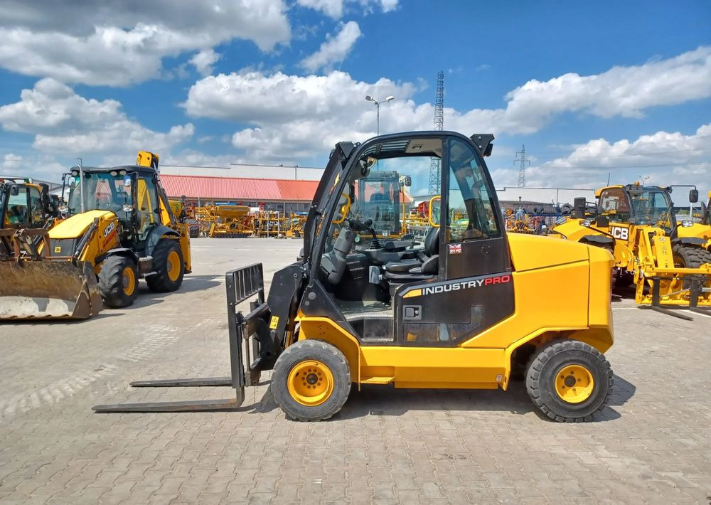 JCB TLT 35-26D - Дизельний навантажувач, Навантажувач телескопічний: фото 3 JCB TLT 35-26D - Дизельний навантажувач, Навантажувач телескопічний: фото 3