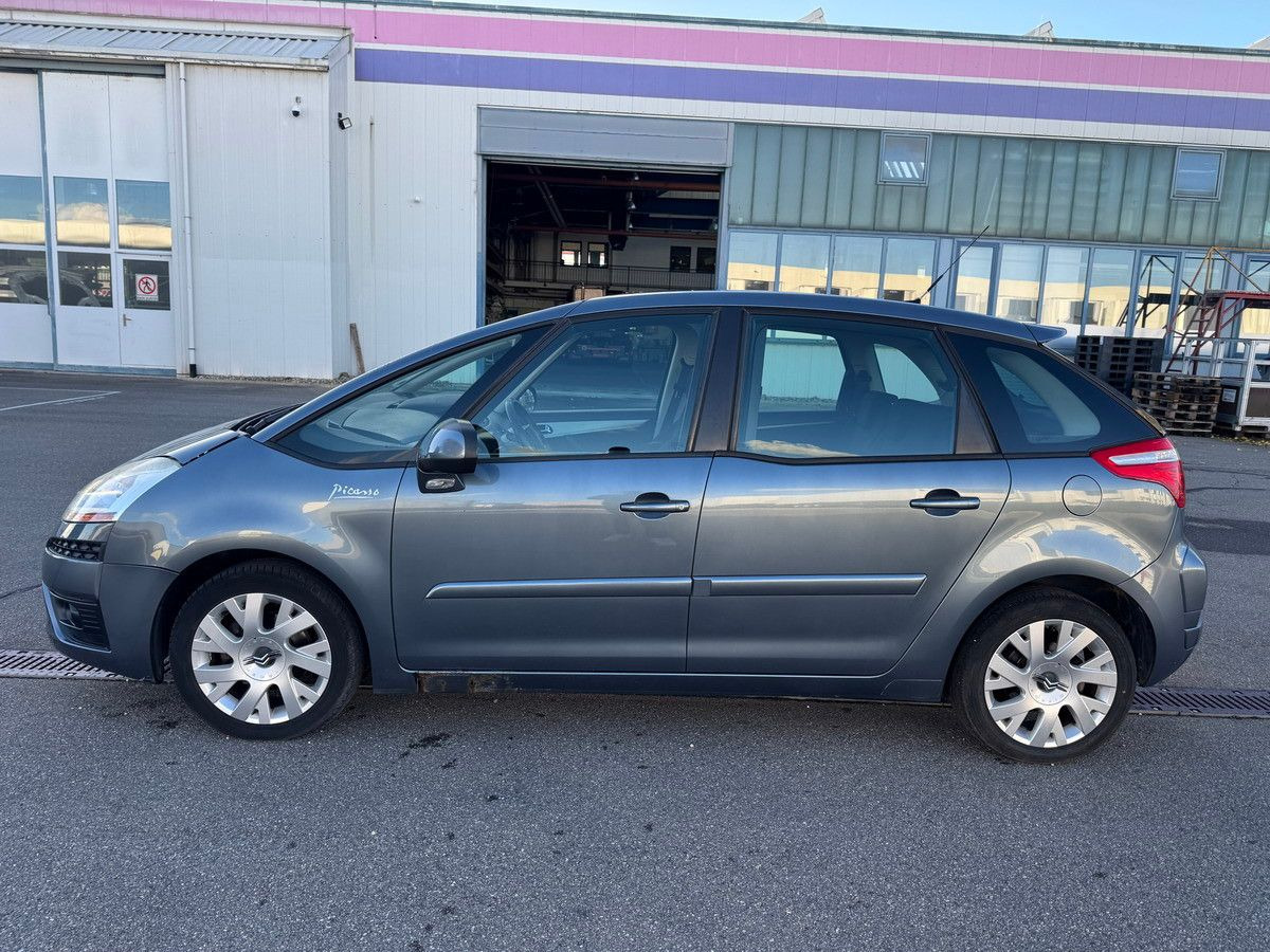 Citroën C4 Picasso DIESEL HDI 1,6 EURO 4 !!!!!!!!!!!!!!! - Пасажирський фургон: фото 4 Citroën C4 Picasso DIESEL HDI 1,6 EURO 4 !!!!!!!!!!!!!!! - Пасажирський фургон: фото 4