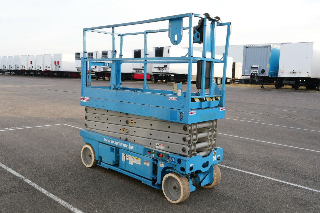 Genie SCHERENHEBEBÜHNE GENIE GS 2632 nur 542 H - Автовишка: фото 4 Genie SCHERENHEBEBÜHNE GENIE GS 2632 nur 542 H - Автовишка: фото 4