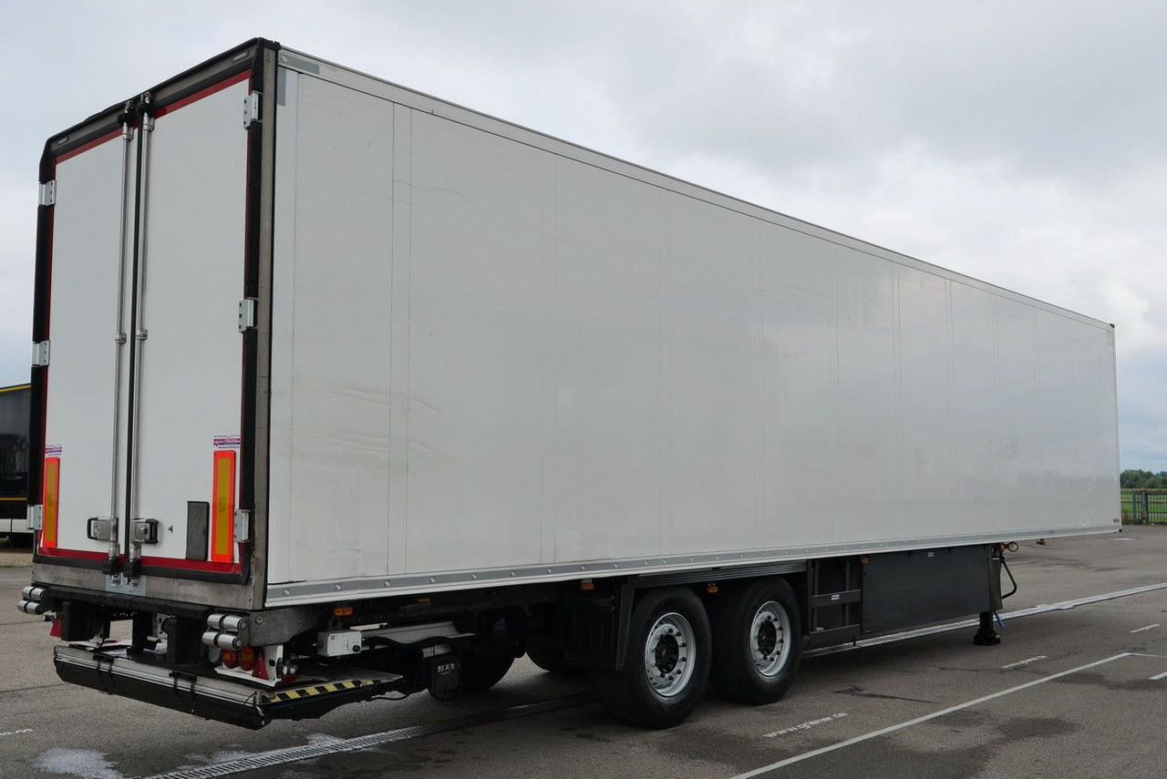 Schmitz Cargobull SKO 18 /BI TEMP / LBW BÄR / FP45 /VECTOR 1950 MT - Рефрижератор напівпричіп: фото 2 Schmitz Cargobull SKO 18 /BI TEMP / LBW BÄR / FP45 /VECTOR 1950 MT - Рефрижератор напівпричіп: фото 2