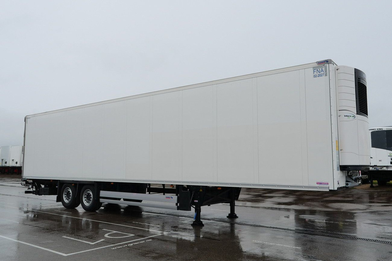 Schmitz Cargobull SKO 18 /LBW BÄR 2500 kg / CARRIER 1550 / LIFT - Рефрижератор напівпричіп: фото 3 Schmitz Cargobull SKO 18 /LBW BÄR 2500 kg / CARRIER 1550 / LIFT - Рефрижератор напівпричіп: фото 3