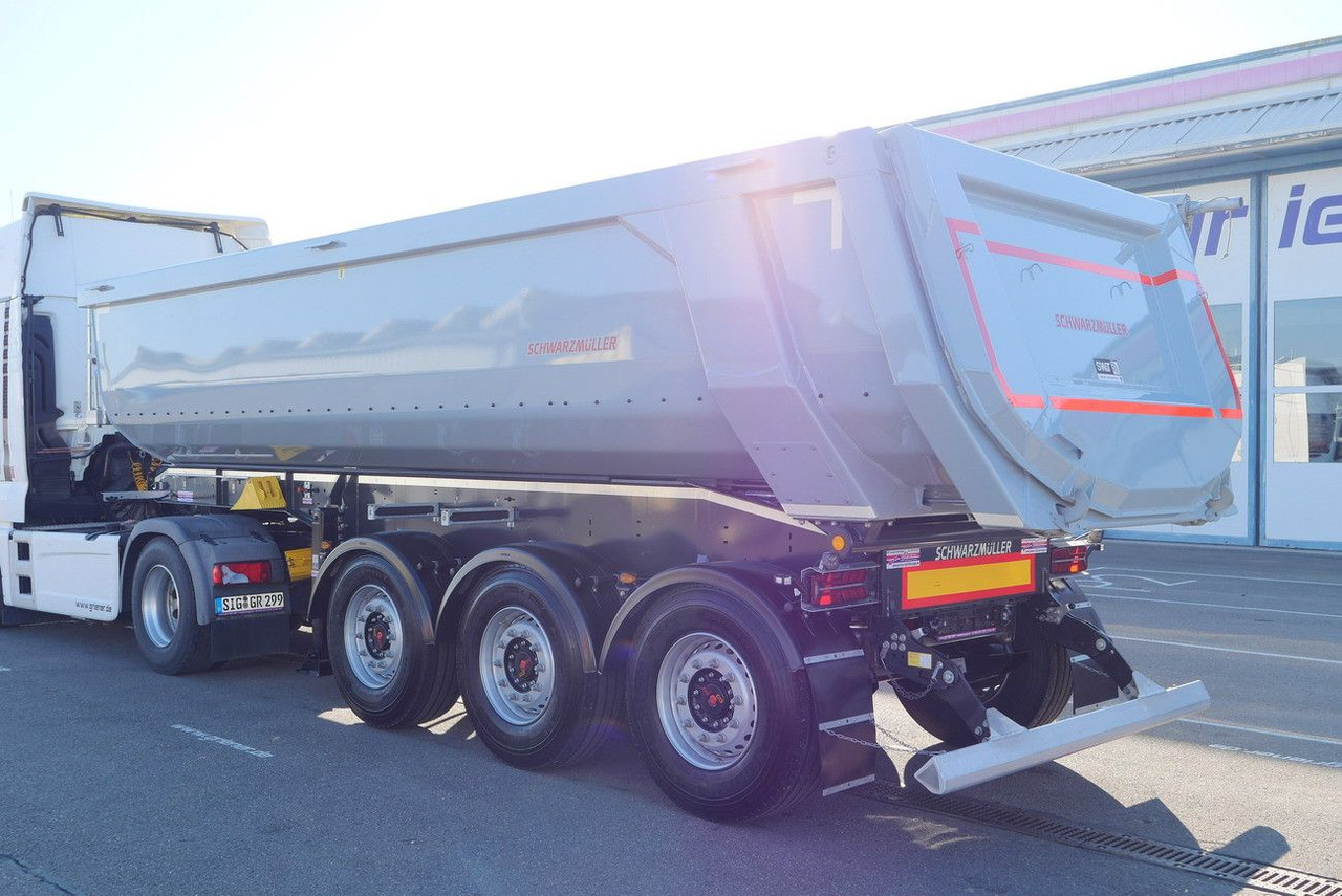 Schwarzmüller K -SERIE / ALUMULDE /STAHLEINLAGE 5430 kg /25m³ - Самоскид напівпричіп: фото 2 Schwarzmüller K -SERIE / ALUMULDE /STAHLEINLAGE 5430 kg /25m³ - Самоскид напівпричіп: фото 2