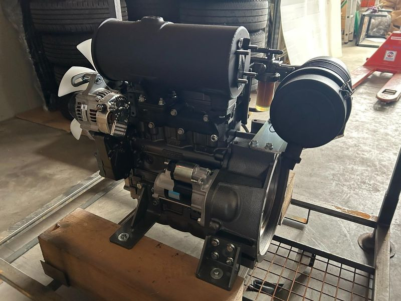Yanmar 3TNV76 18,2kW @ 3200 U/min-1 - Двигун в категорії Будівельна техніка: фото 3 Yanmar 3TNV76 18,2kW @ 3200 U/min-1 - Двигун в категорії Будівельна техніка: фото 3