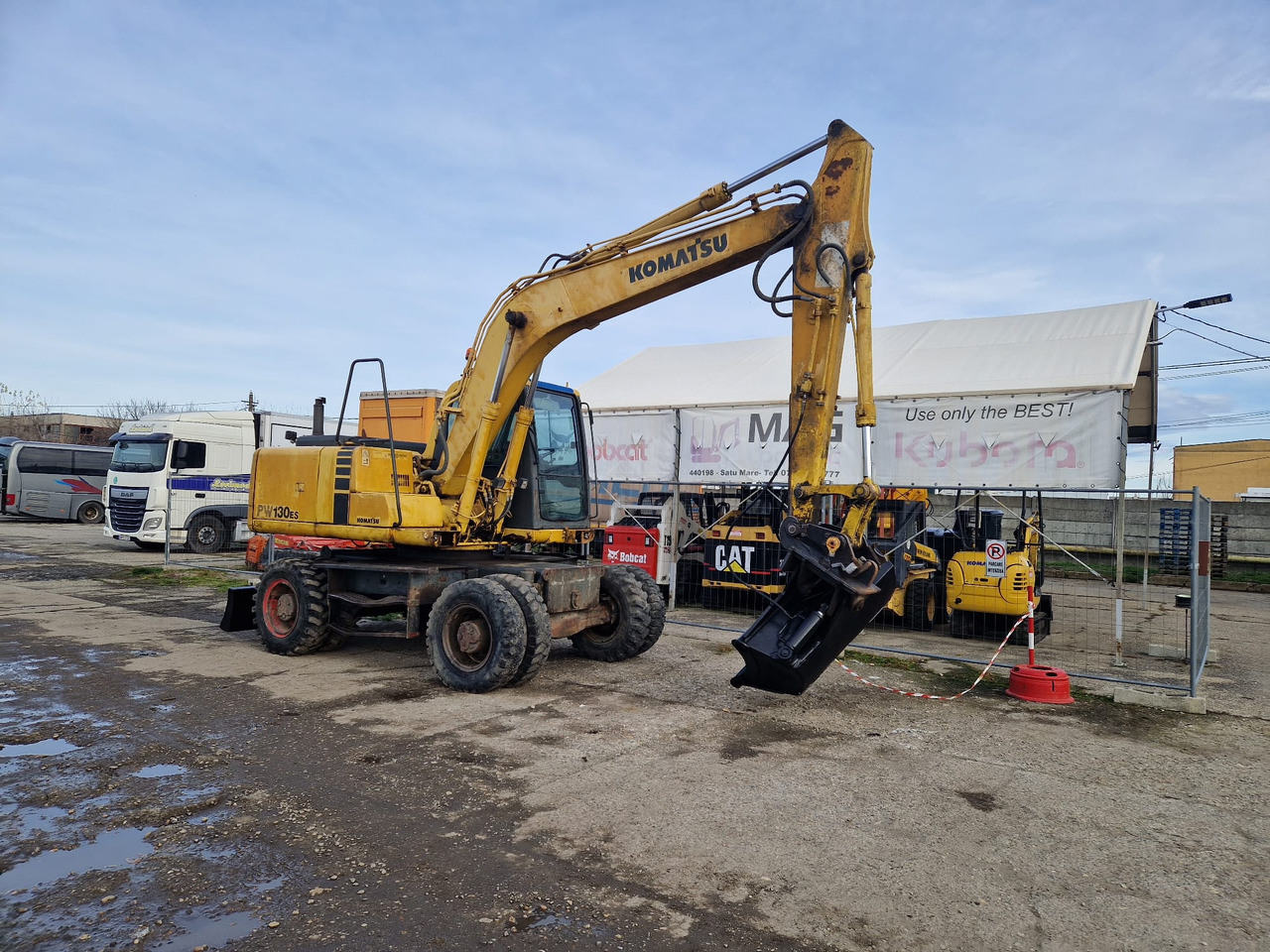KOMATSU PW130 ES-6K - Колісний екскаватор: фото 2 KOMATSU PW130 ES-6K - Колісний екскаватор: фото 2