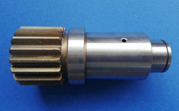 010430A Wałek silnika obrotu Bobcat 325 - Поворотний редуктор в категорії Будівельна техніка: фото 2 010430A Wałek silnika obrotu Bobcat 325 - Поворотний редуктор в категорії Будівельна техніка: фото 2