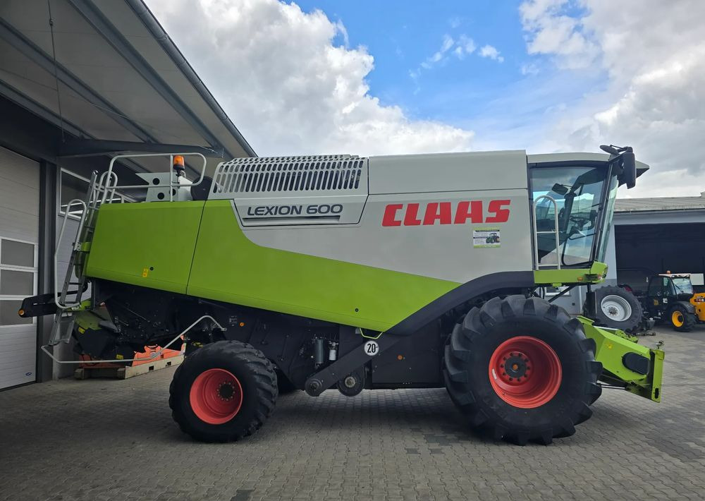 Claas Lexion 600 - Зернозбиральний комбайн: фото 4 Claas Lexion 600 - Зернозбиральний комбайн: фото 4