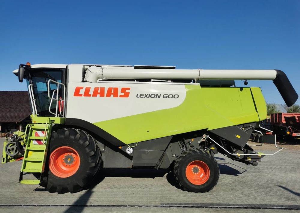 Claas Lexion 600 - Зернозбиральний комбайн: фото 2 Claas Lexion 600 - Зернозбиральний комбайн: фото 2
