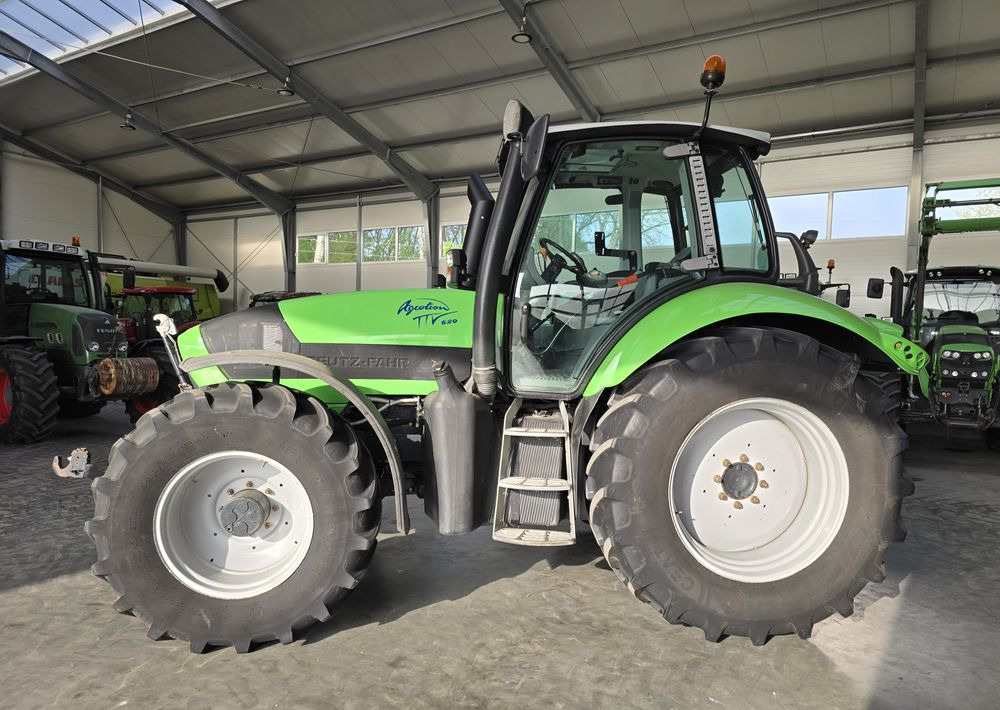 Deutz-Fahr Agrotro TTV 620 - Трактор: фото 3 Deutz-Fahr Agrotro TTV 620 - Трактор: фото 3