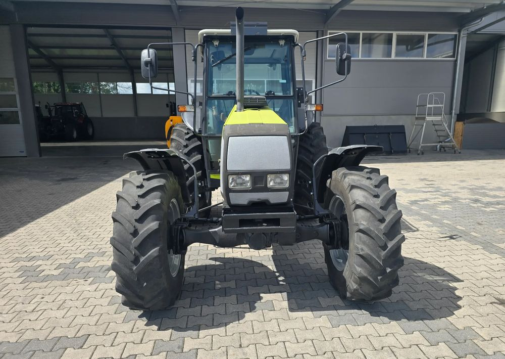 Valtra 800 - Трактор: фото 3 Valtra 800 - Трактор: фото 3
