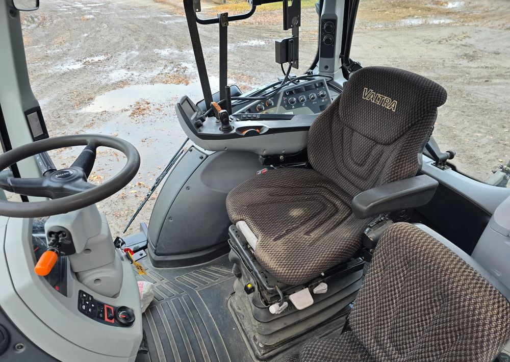 Valtra T 174S - Трактор: фото 5 Valtra T 174S - Трактор: фото 5