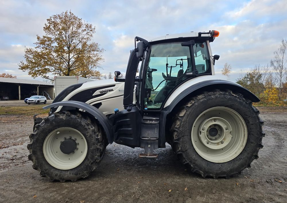 Valtra T 174S - Трактор: фото 3 Valtra T 174S - Трактор: фото 3