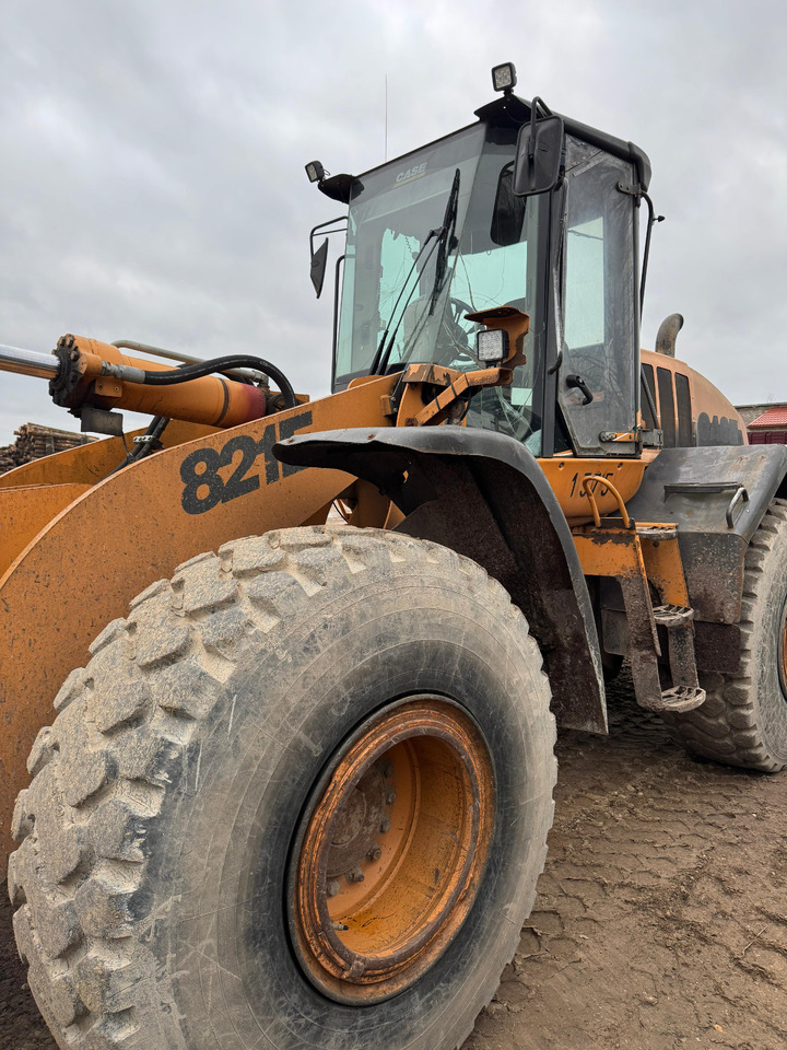 CASE 821E - Колісний навантажувач: фото 4 CASE 821E - Колісний навантажувач: фото 4