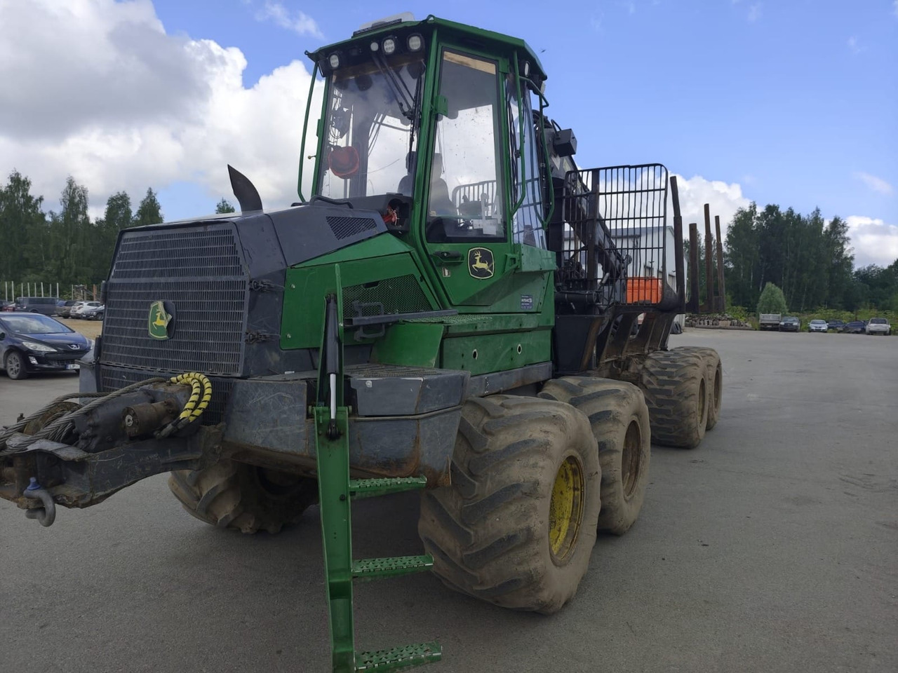 JOHN DEERE 910G - Форвардер: фото 1 JOHN DEERE 910G - Форвардер: фото 1