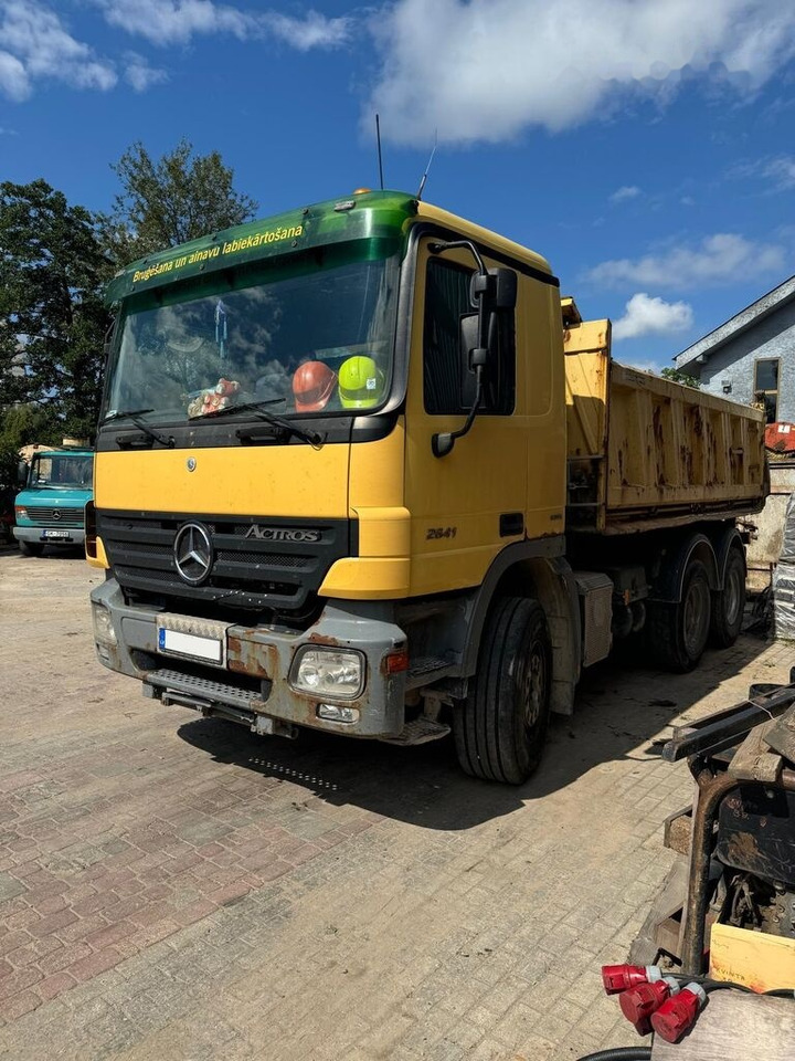Mercedes-Benz Actros 2641 - Самоскид вантажівка: фото 1 Mercedes-Benz Actros 2641 - Самоскид вантажівка: фото 1