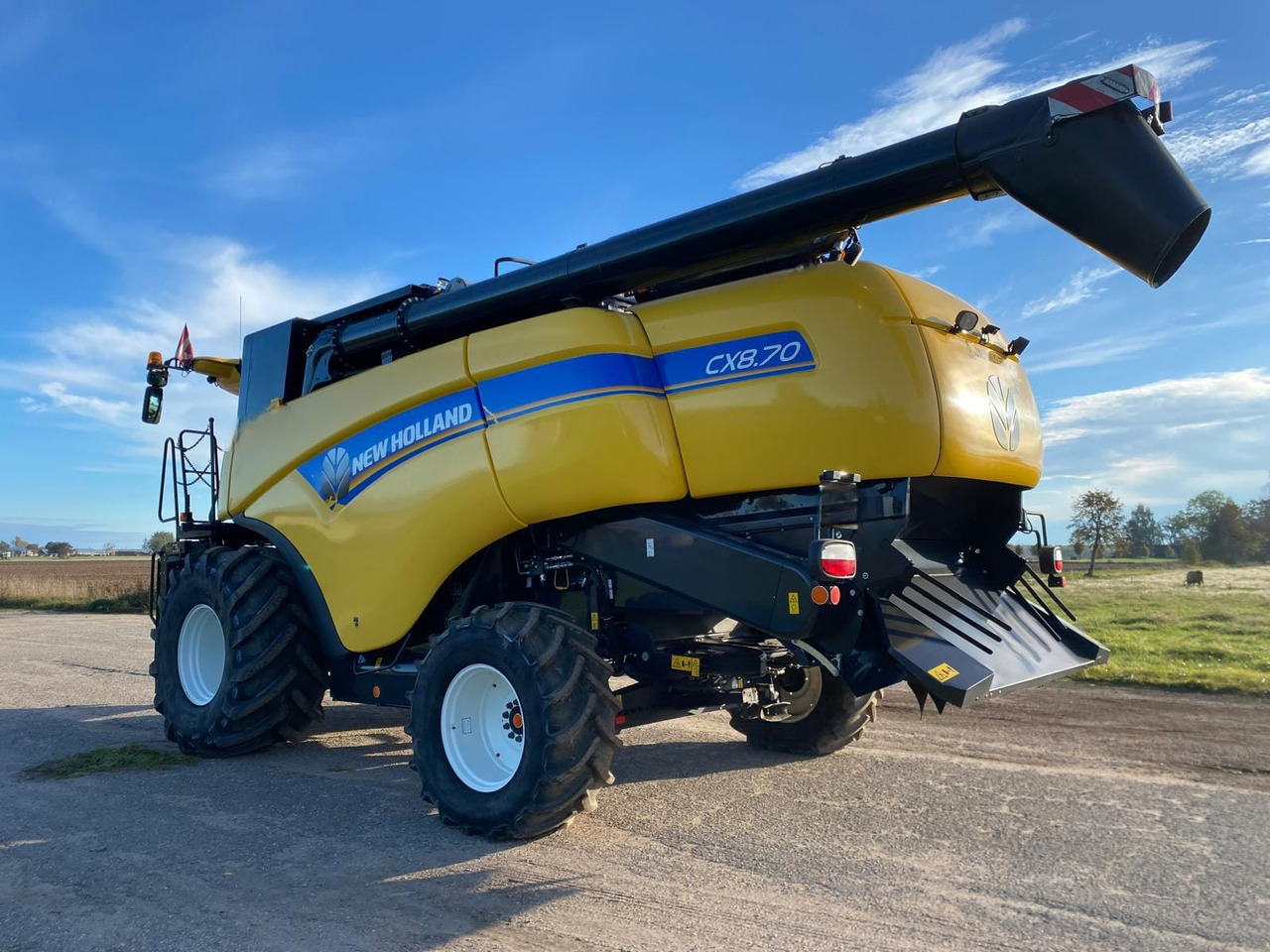 Комбайн NEW HOLLAND CX8.70: фото 7 Комбайн NEW HOLLAND CX8.70: фото 7