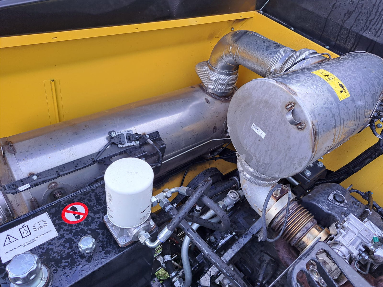 NEW HOLLAND TC 5.90 - Зернозбиральний комбайн: фото 5 NEW HOLLAND TC 5.90 - Зернозбиральний комбайн: фото 5