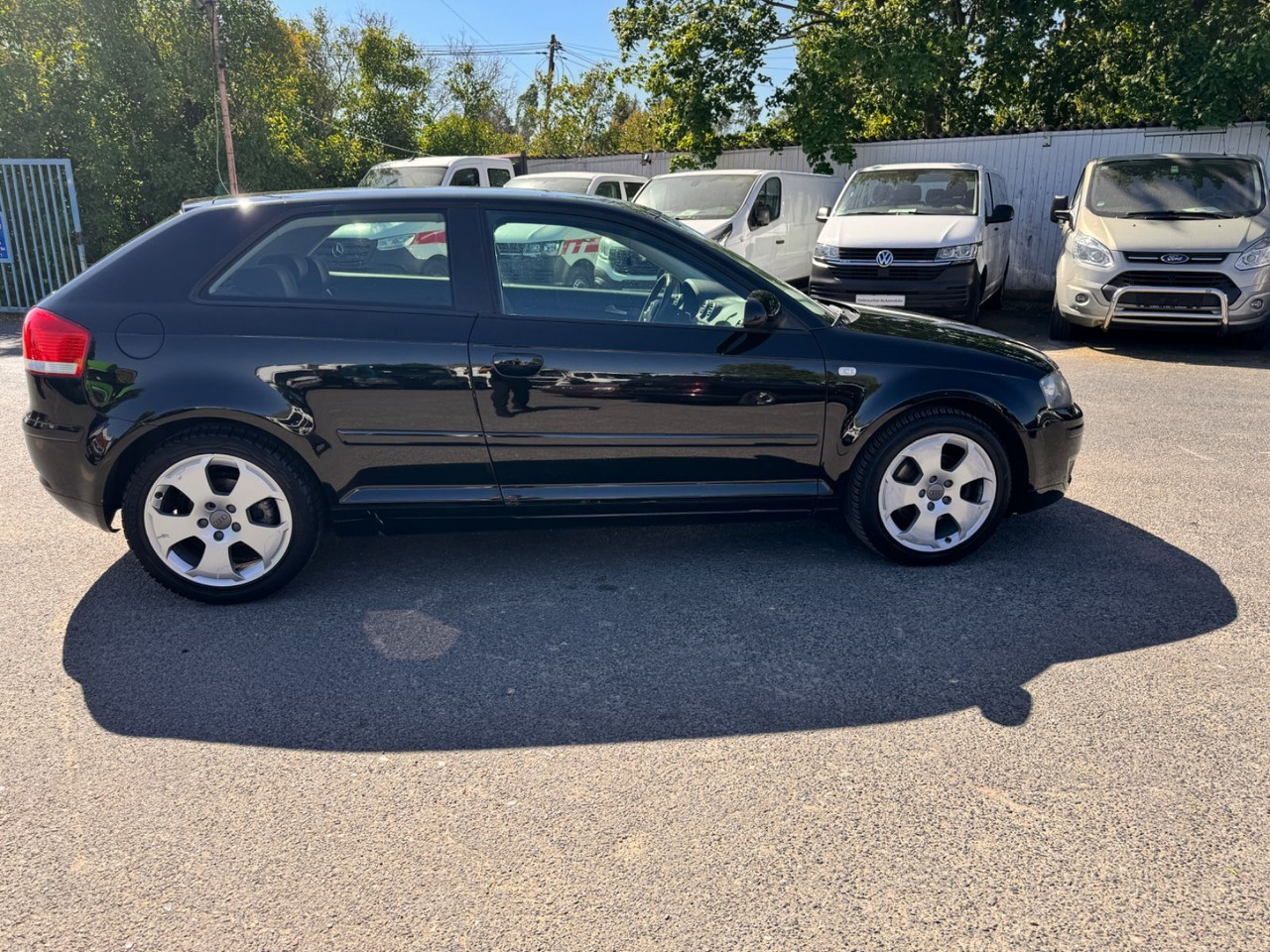 Audi A3 2.0 FSI Ambition S3 nur Export!! - Легковий автомобіль: фото 5 Audi A3 2.0 FSI Ambition S3 nur Export!! - Легковий автомобіль: фото 5