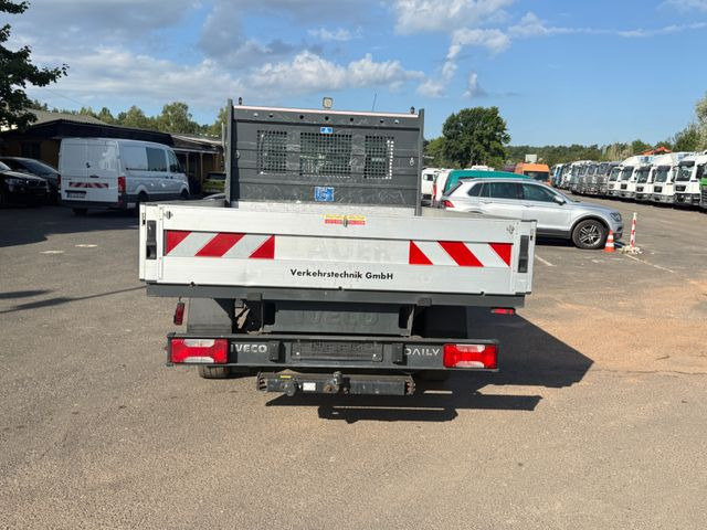 Iveco Daily 35 S 12 - Легка бортова вантажівка: фото 4 Iveco Daily 35 S 12 - Легка бортова вантажівка: фото 4