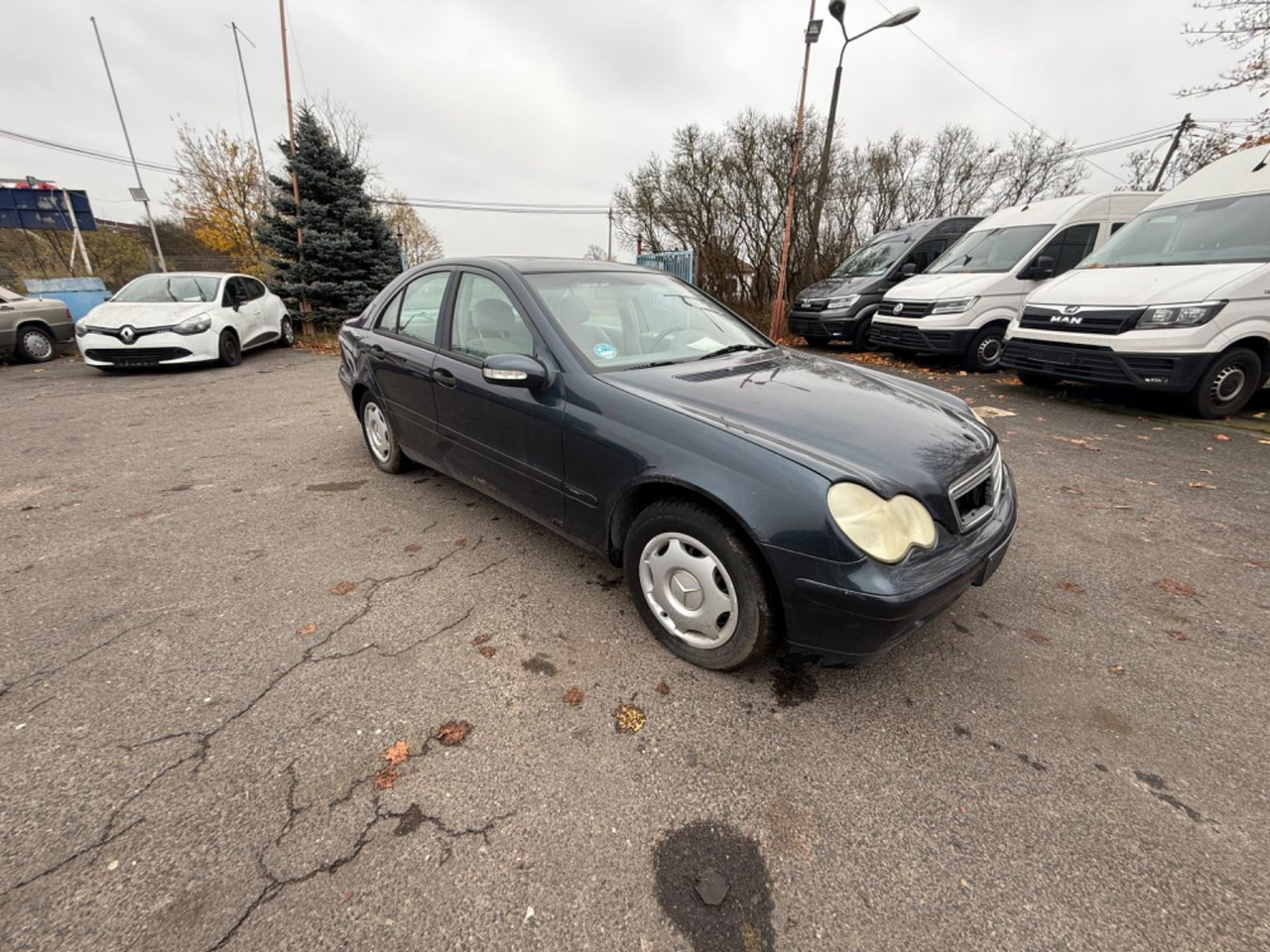 Mercedes-Benz C 180 T CLASSIC - Легковий автомобіль: фото 2 Mercedes-Benz C 180 T CLASSIC - Легковий автомобіль: фото 2