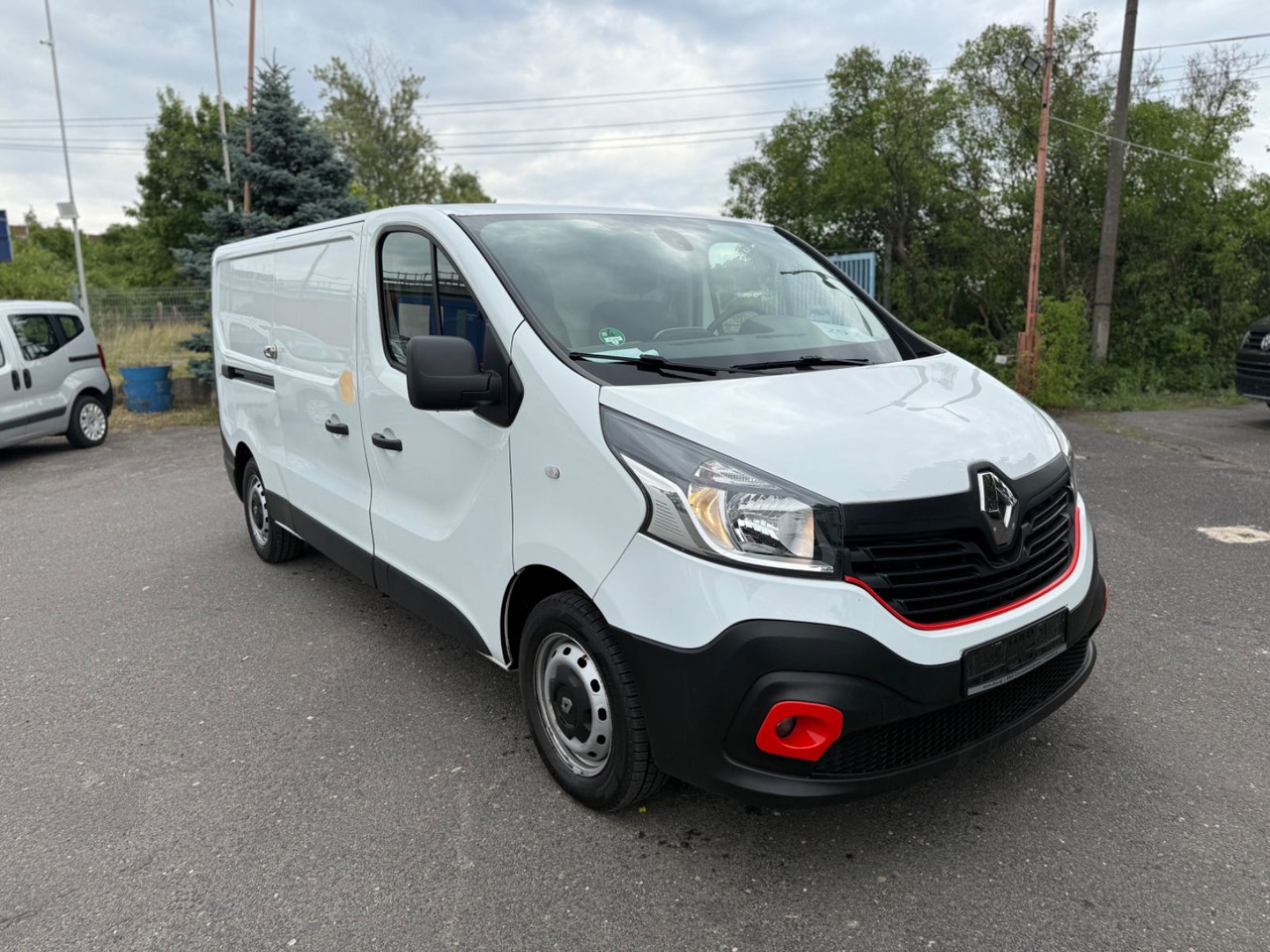 Renault Trafic Kasten . nur Export only Export !! - Легковий фургон: фото 2 Renault Trafic Kasten . nur Export only Export !! - Легковий фургон: фото 2