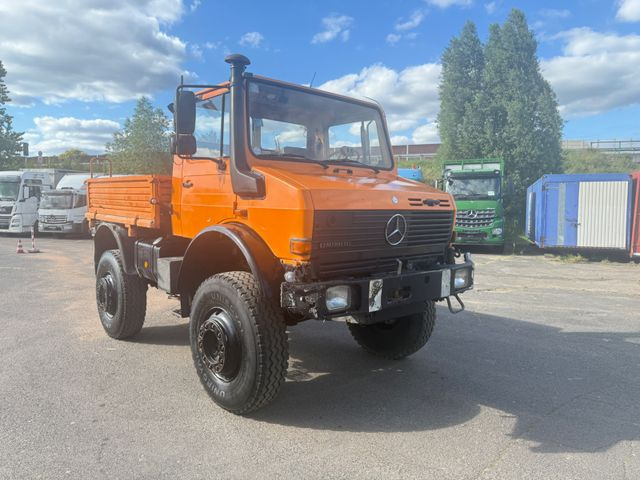 Unimog 2100 4x4 - Бортова вантажівка/ Платформа: фото 1 Unimog 2100 4x4 - Бортова вантажівка/ Платформа: фото 1