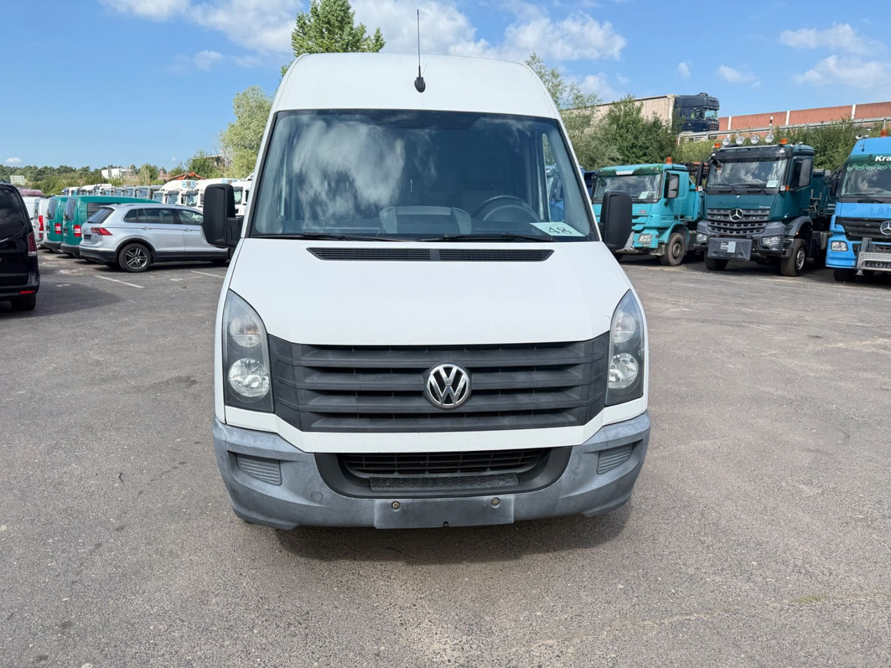 Volkswagen Crafter Kasten 35 mittel L2H2 Hochdach - Суцільнометалевий фургон: фото 1 Volkswagen Crafter Kasten 35 mittel L2H2 Hochdach - Суцільнометалевий фургон: фото 1