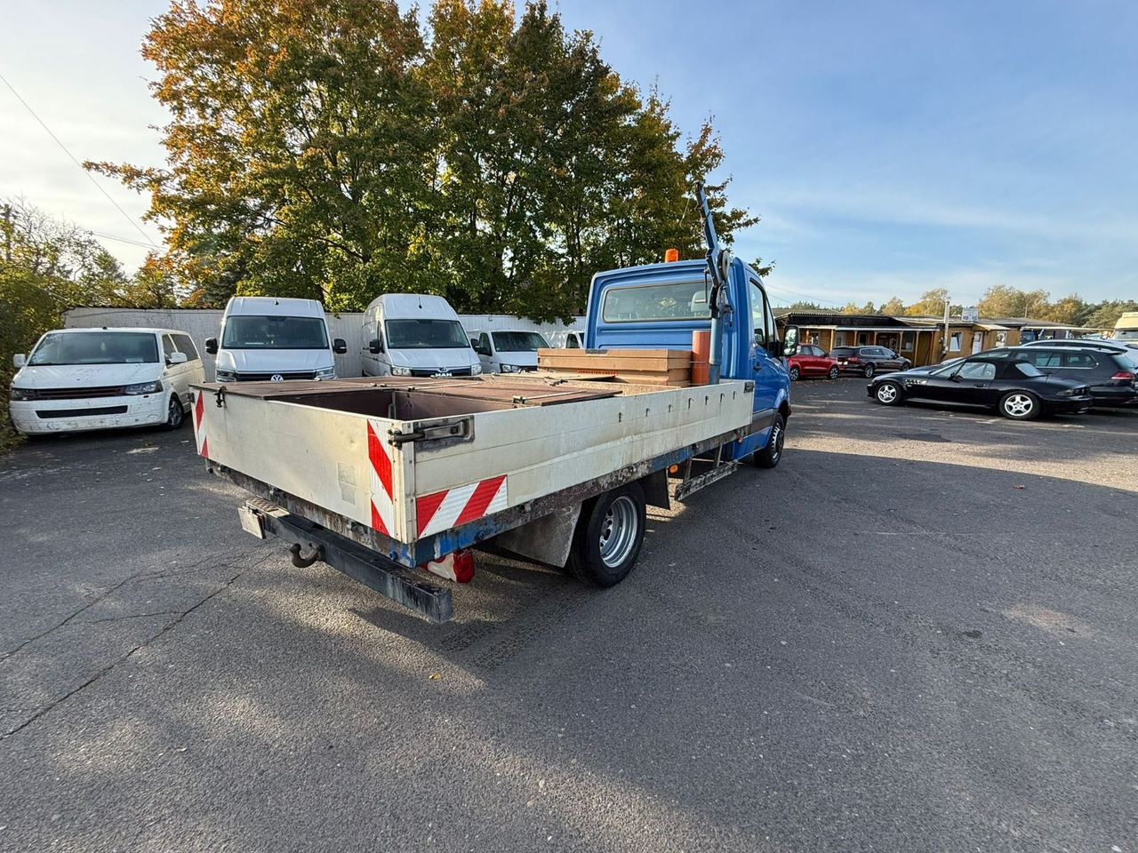 Volkswagen Crafter Pritsche 50 mittel L2 KRAN 500 KG - Легка бортова вантажівка: фото 4 Volkswagen Crafter Pritsche 50 mittel L2 KRAN 500 KG - Легка бортова вантажівка: фото 4