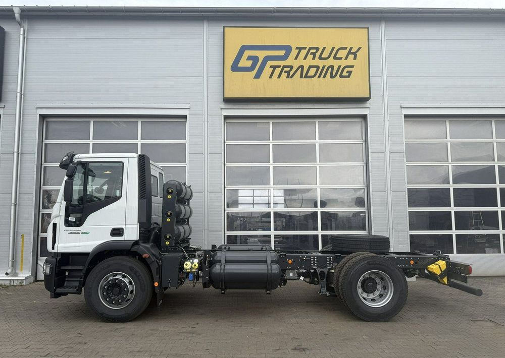 Iveco EuroCargo CNG - Вантажівка шасі: фото 2 Iveco EuroCargo CNG - Вантажівка шасі: фото 2