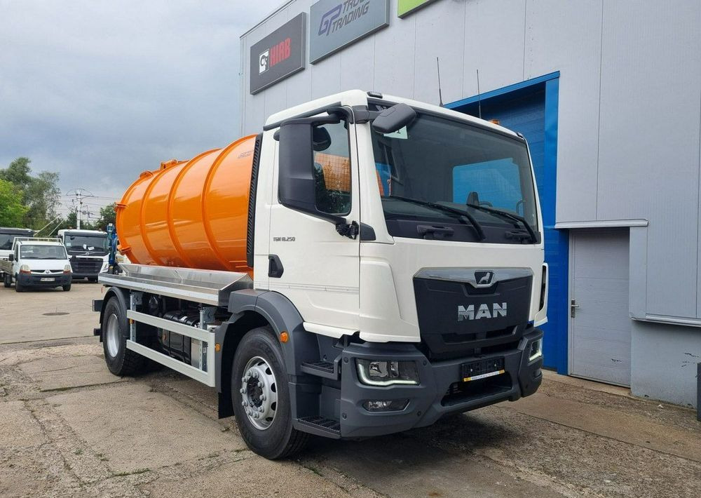 MAN TGM 18.250, zabudowa asenizacyjna Janco/GP Lift - Сміттєвози: фото 3 MAN TGM 18.250, zabudowa asenizacyjna Janco/GP Lift - Сміттєвози: фото 3