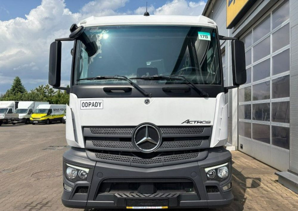 Mercedes-Benz Actros - Сміттєвози: фото 2 Mercedes-Benz Actros - Сміттєвози: фото 2