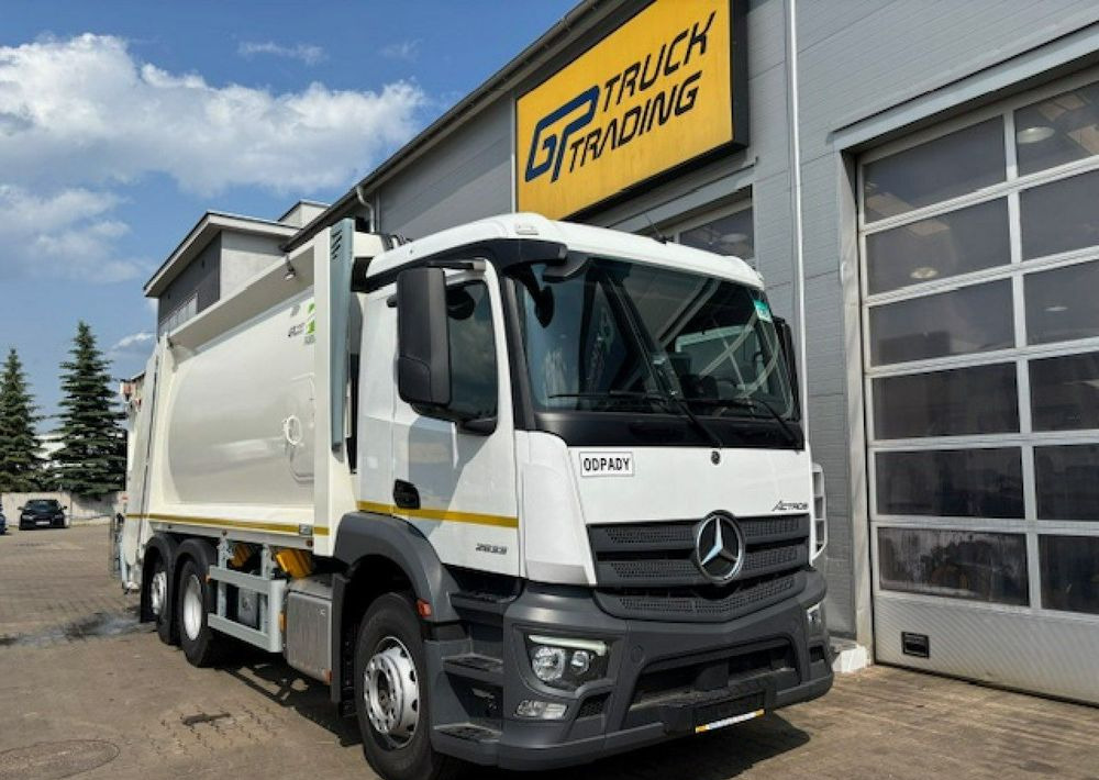 Mercedes-Benz Actros - Сміттєвози: фото 3 Mercedes-Benz Actros - Сміттєвози: фото 3