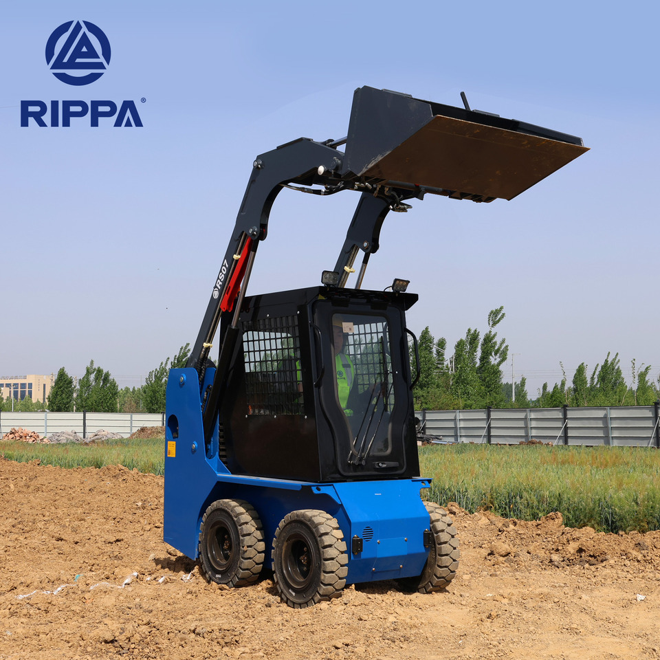 Rippa RS07 Compact Loader | 24.4hp Kubota Power | High Flow Dual Pump | Comfortable A/C Cabin - Міні-навантажувач: фото 3 Rippa RS07 Compact Loader | 24.4hp Kubota Power | High Flow Dual Pump | Comfortable A/C Cabin - Міні-навантажувач: фото 3