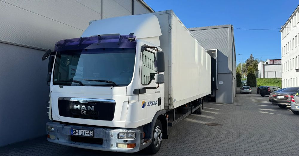 MAN TGL 12.250 4x2BL - Вантажівка з закритим кузовом: фото 1 MAN TGL 12.250 4x2BL - Вантажівка з закритим кузовом: фото 1
