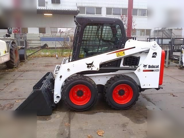 BOBCAT S450 - Міні-навантажувач: фото 3 BOBCAT S450 - Міні-навантажувач: фото 3