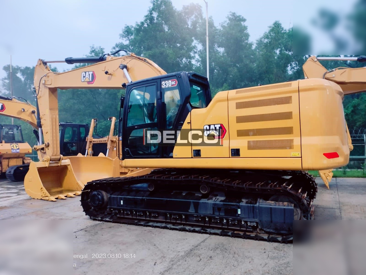 CATERPILLAR 330GC - Гусеничний екскаватор: фото 1 CATERPILLAR 330GC - Гусеничний екскаватор: фото 1