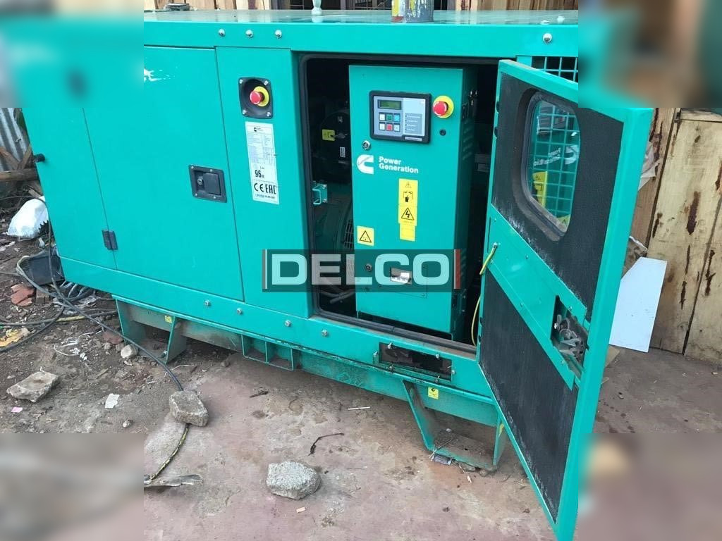 CUMMINS 35 KVA - Електричний генератор: фото 1 CUMMINS 35 KVA - Електричний генератор: фото 1