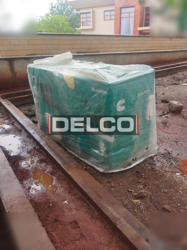 CUMMINS 750 KVA - Електричний генератор: фото 1 CUMMINS 750 KVA - Електричний генератор: фото 1