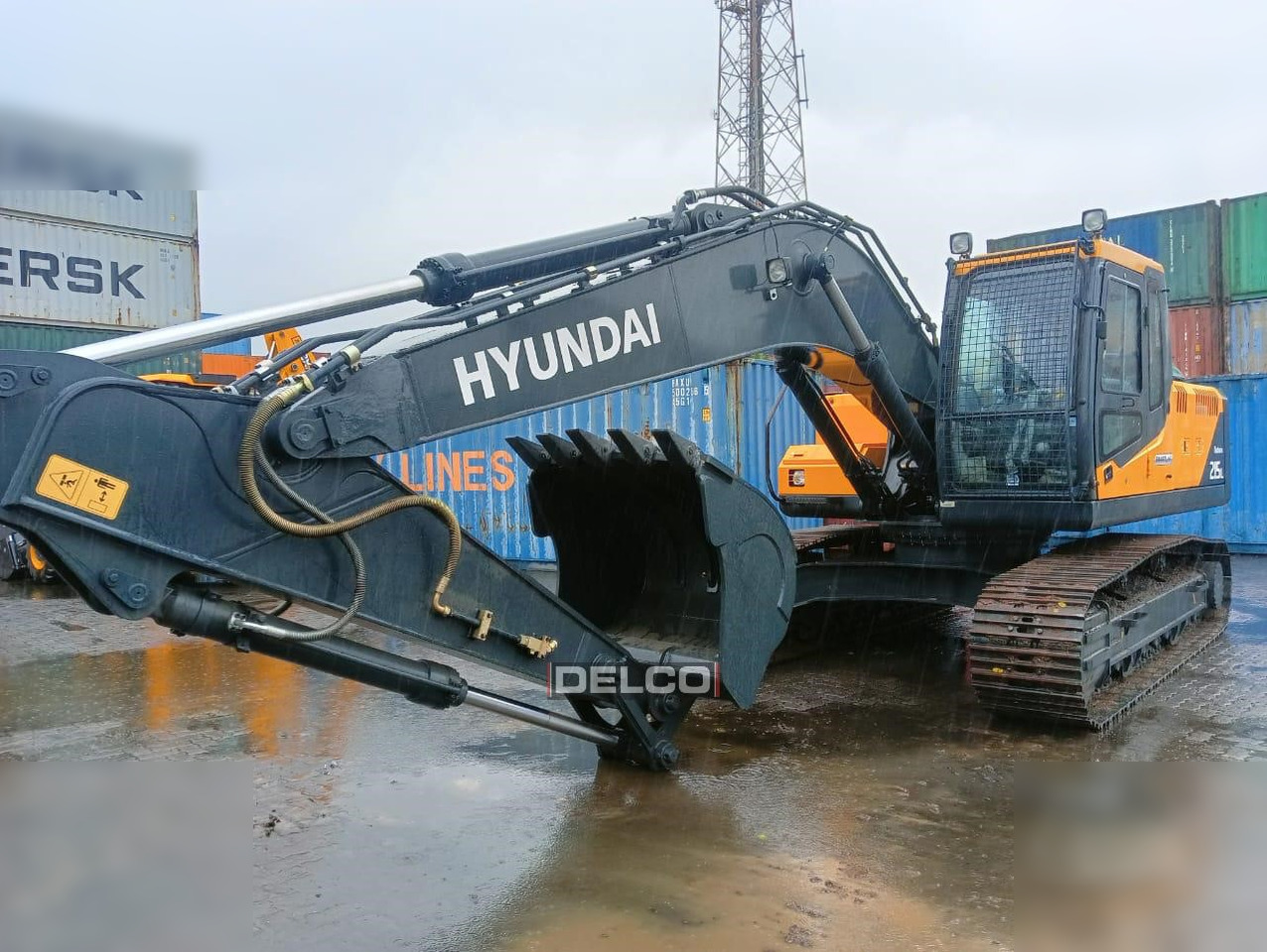 HYUNDAI ROBEX 215L SMART - Гусеничний екскаватор: фото 1 HYUNDAI ROBEX 215L SMART - Гусеничний екскаватор: фото 1