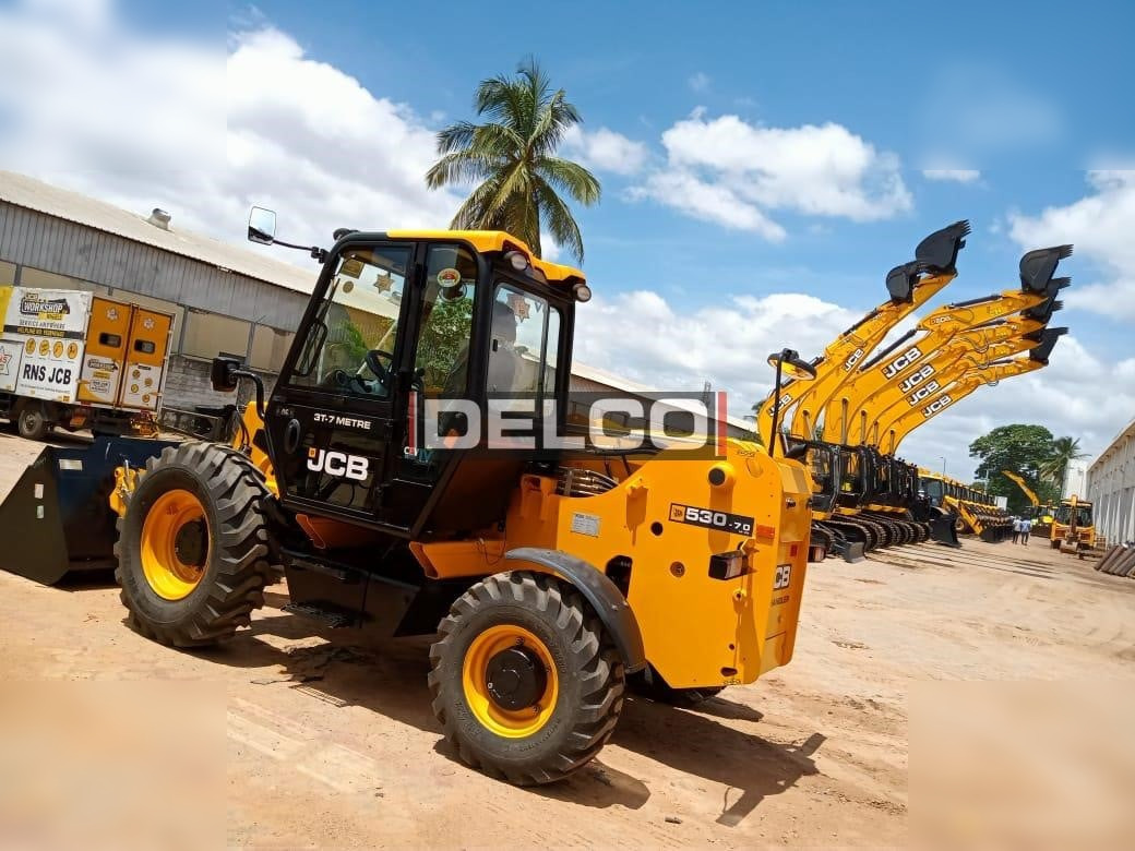 Новий Навантажувач телескопічний JCB 530-70: фото 13