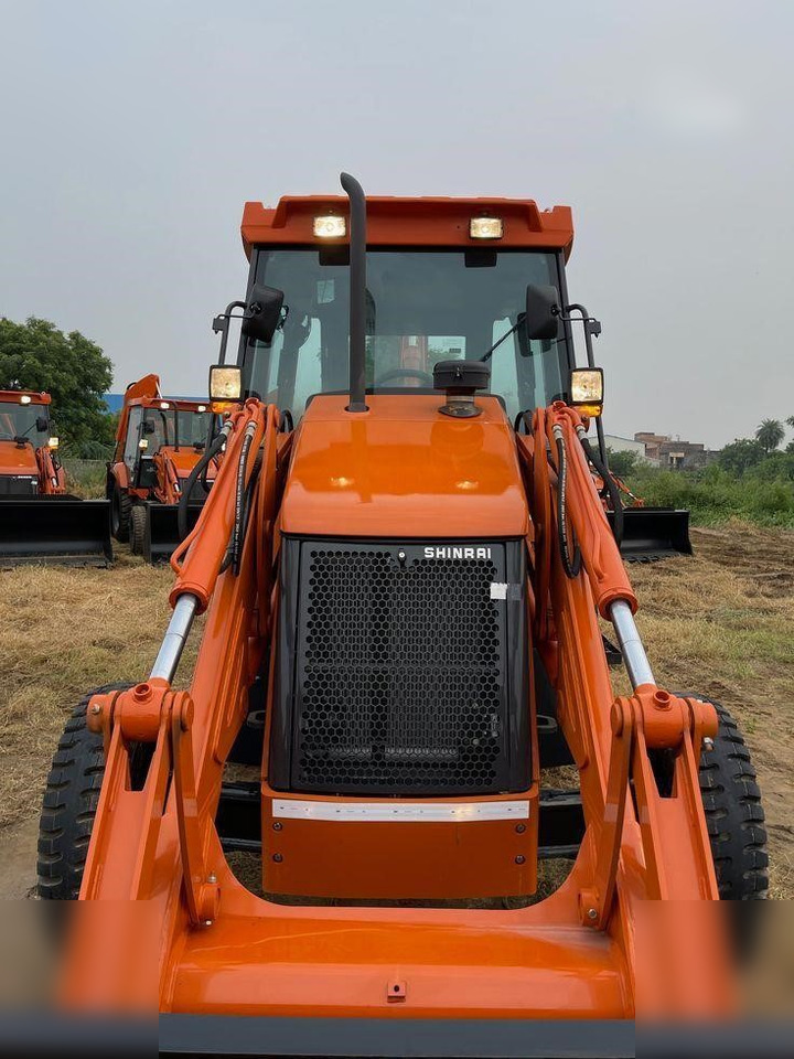 TATA HITACHI SHINRAI PRIME - Екскаватор-навантажувач: фото 3 TATA HITACHI SHINRAI PRIME - Екскаватор-навантажувач: фото 3