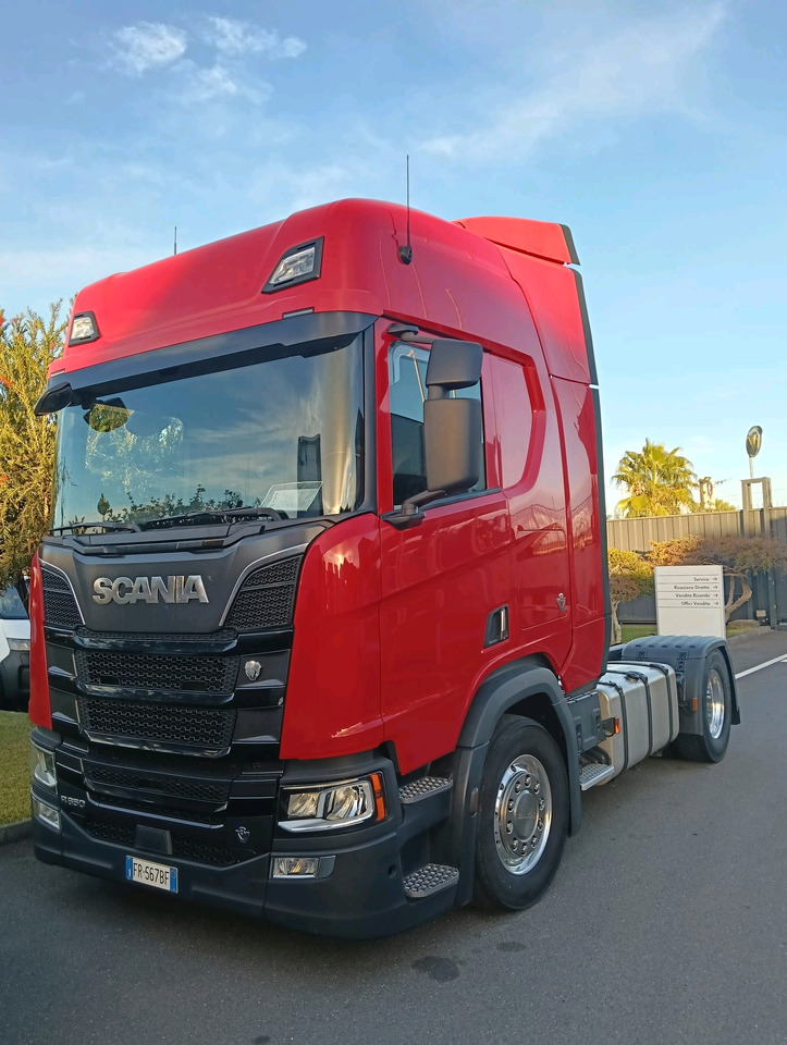 Scania R650 - Тягач: фото 1 Scania R650 - Тягач: фото 1