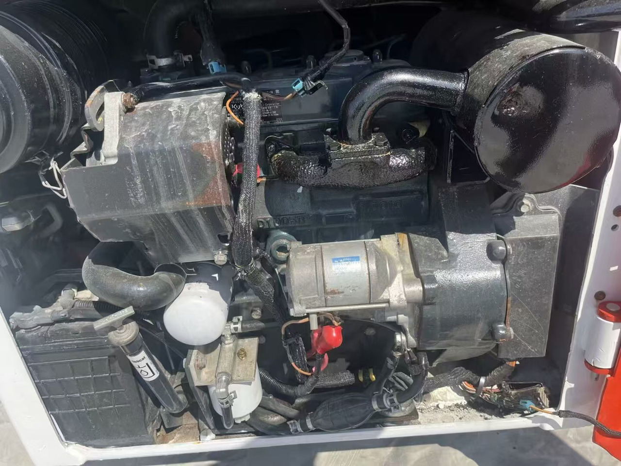 Bobcat S70 - Міні-навантажувач: фото 5 Bobcat S70 - Міні-навантажувач: фото 5