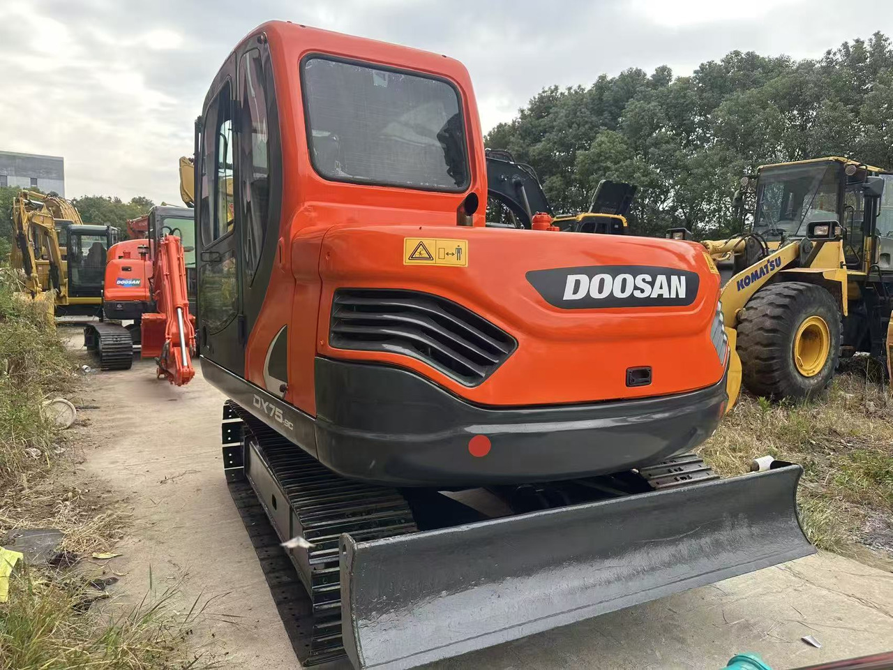 Doosan DX75 - Гусеничний екскаватор: фото 4 Doosan DX75 - Гусеничний екскаватор: фото 4