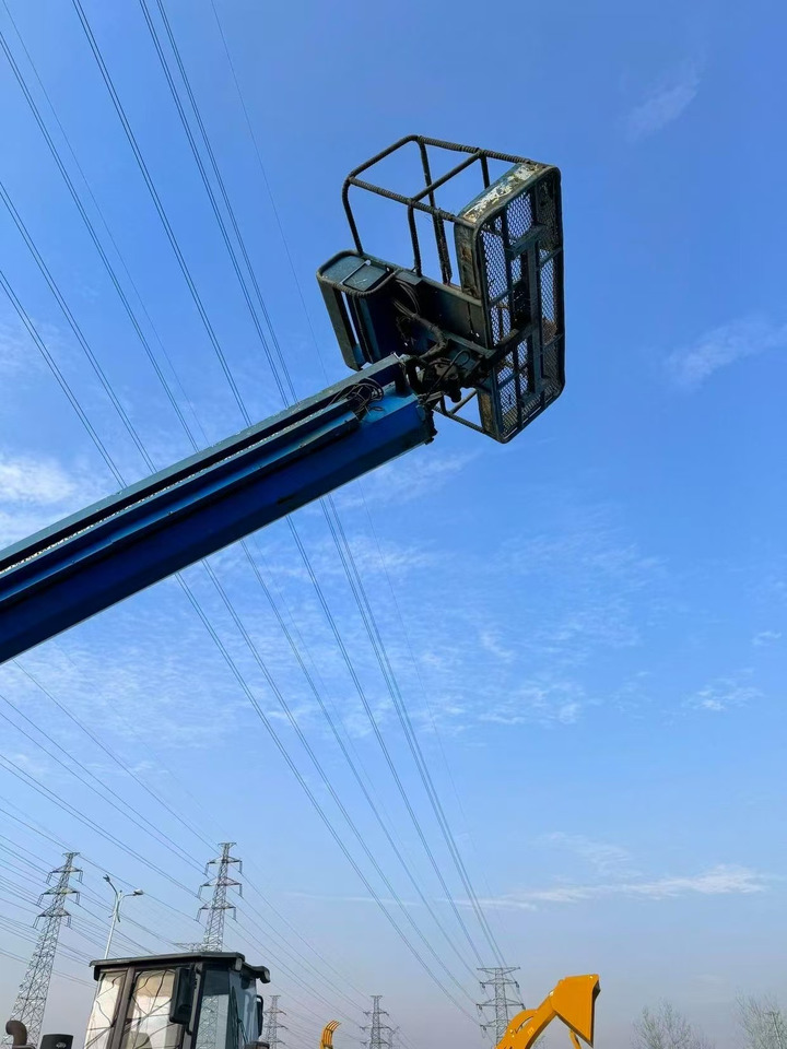 Genie S60 - Підйомник: фото 2 Genie S60 - Підйомник: фото 2