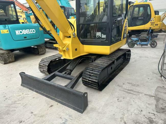 Komatsu PC56 - Міні-екскаватор: фото 3 Komatsu PC56 - Міні-екскаватор: фото 3