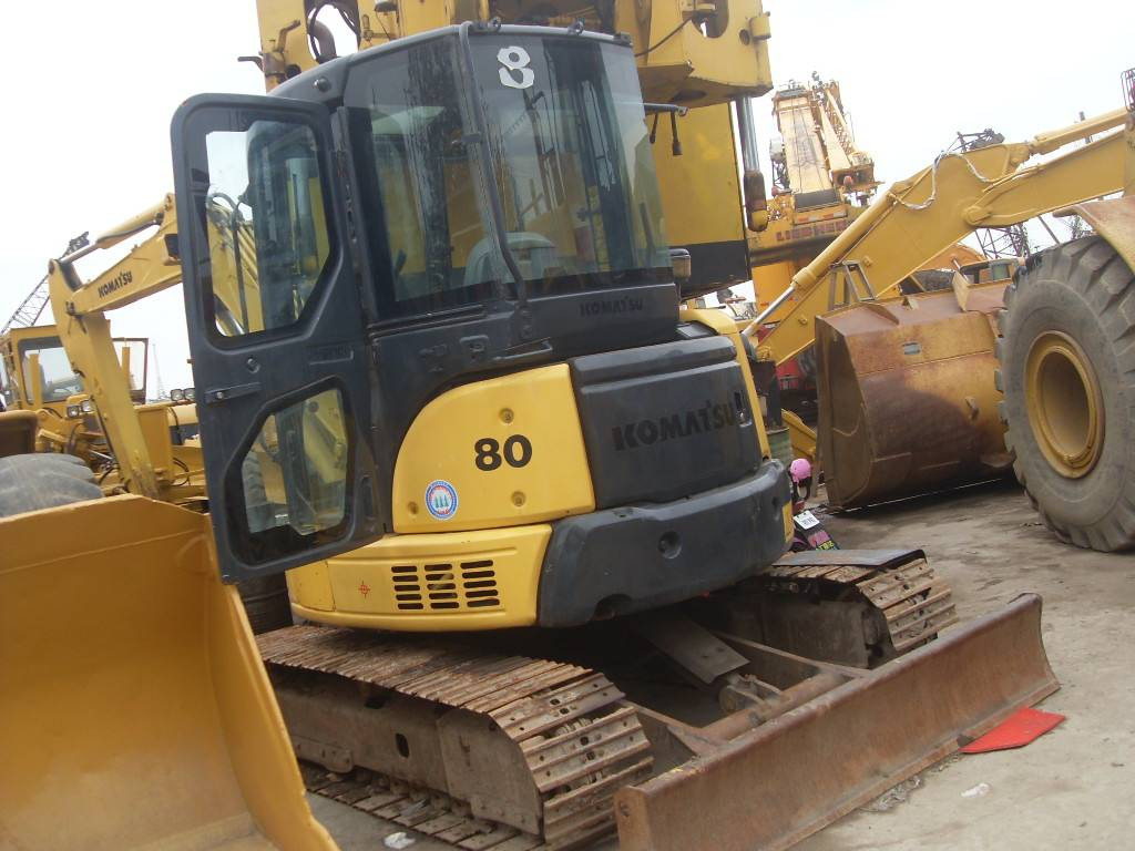 Komatsu PC80 - Міні-екскаватор: фото 1 Komatsu PC80 - Міні-екскаватор: фото 1
