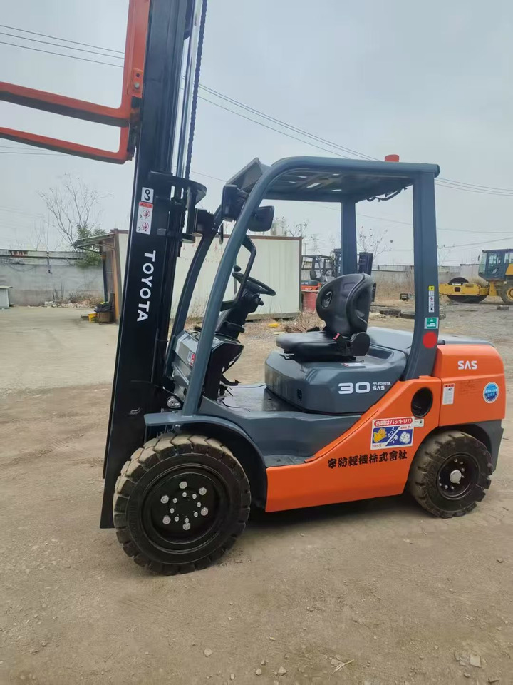 Toyota SAS30 - Ножичний підйомник: фото 3 Toyota SAS30 - Ножичний підйомник: фото 3