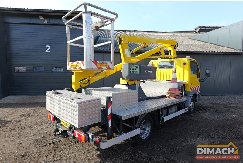 Nissan Cabstar E Sky high autohoogwerker 12meter elektrisch bedienbaar. manbak capaciteit 215kilo - Комерційний автомобіль: фото 2 Nissan Cabstar E Sky high autohoogwerker 12meter elektrisch bedienbaar. manbak capaciteit 215kilo - Комерційний автомобіль: фото 2